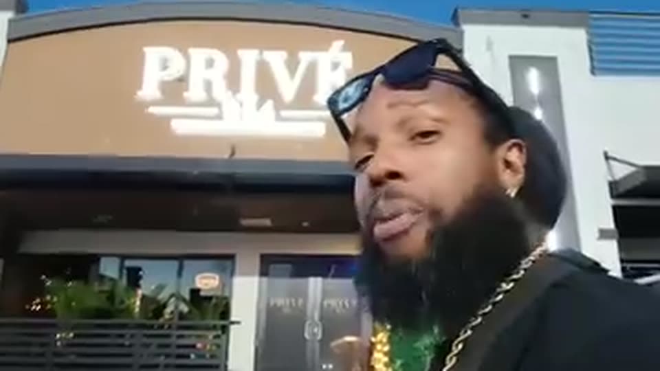 Privé 954 front door and sign at 5450 S State Rd 7, across from Hard Rock Hollywood